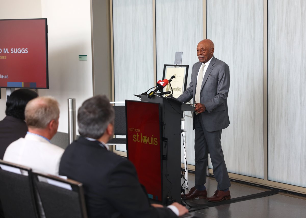Dr. Suggs Americas Center Dedication Ceremony 24