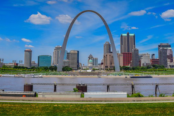 Gateway Arch From IL - 2